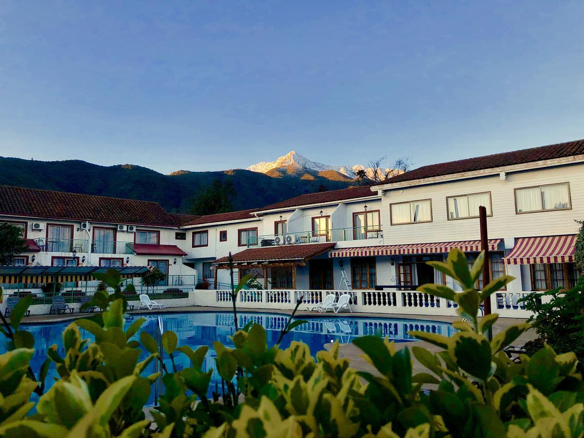 Hotel Resort Piemonte Ojos Buenos Bagian luar foto