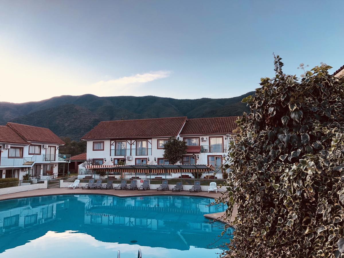 Hotel Resort Piemonte Ojos Buenos Bagian luar foto